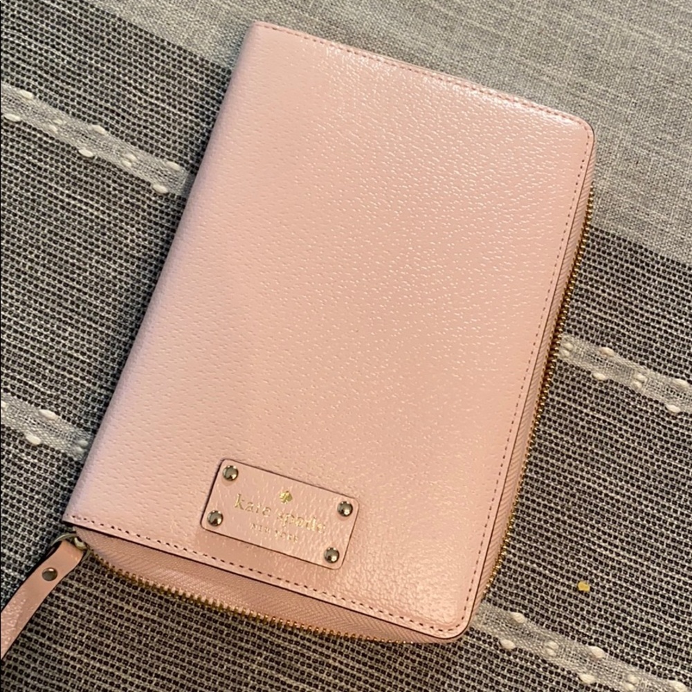2017 Kate Spade Zip All Around Personal Organizer